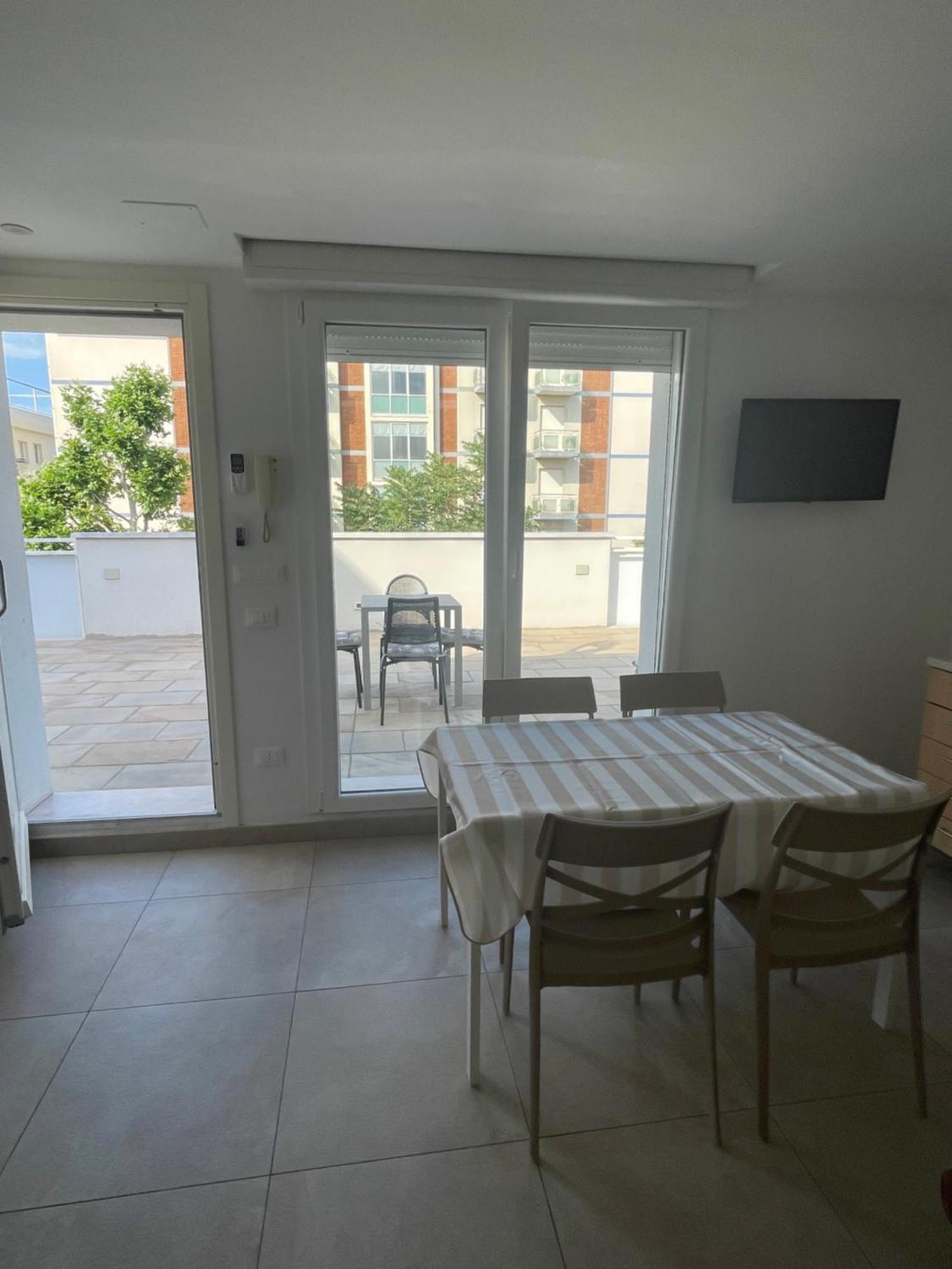 Residence Siesta Римини Экстерьер фото