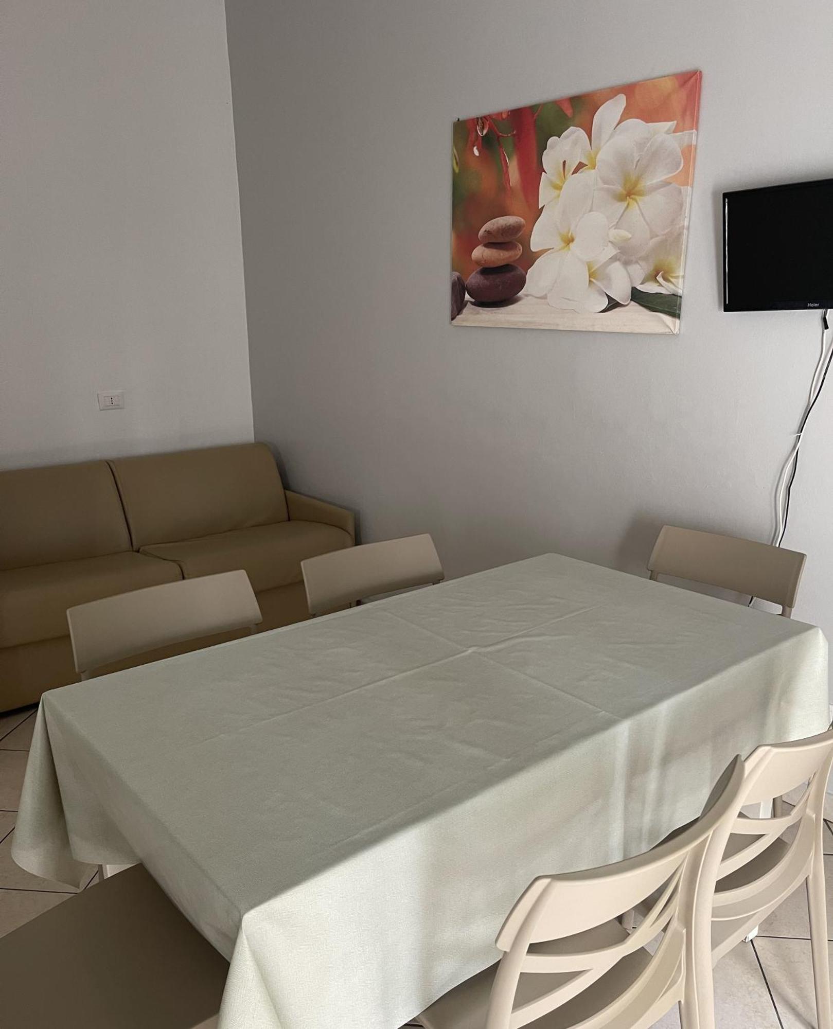 Residence Siesta Римини Экстерьер фото