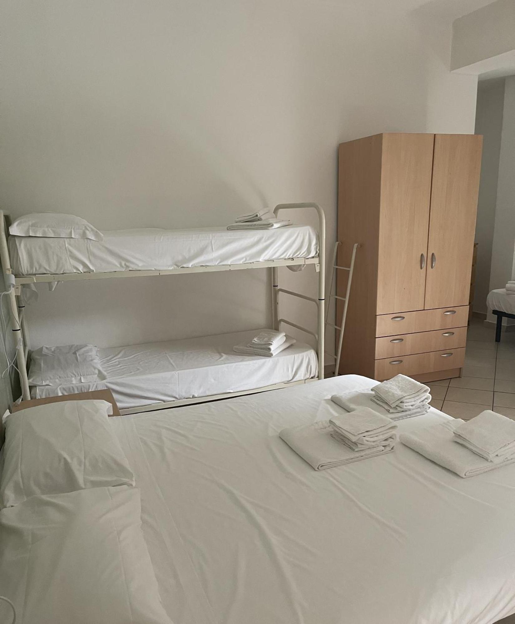 Residence Siesta Римини Экстерьер фото